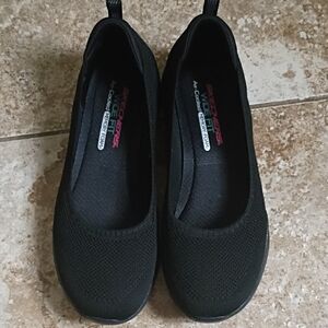 Skechers Black Knit Slip-On Walking Shoes Size 8.5.